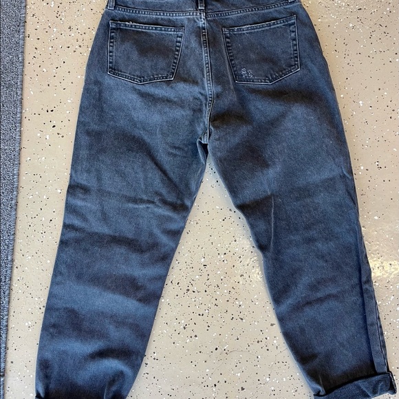 White Fox distressed mom jeans never worn XL - Picture 4 of 4